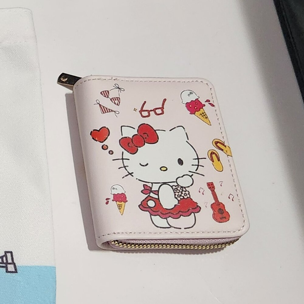 Hello kitty Bundle - Picture 3 of 5